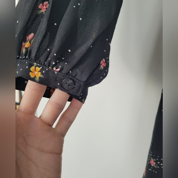 Floral long sleeved dress, size small - Picture 10 of 16